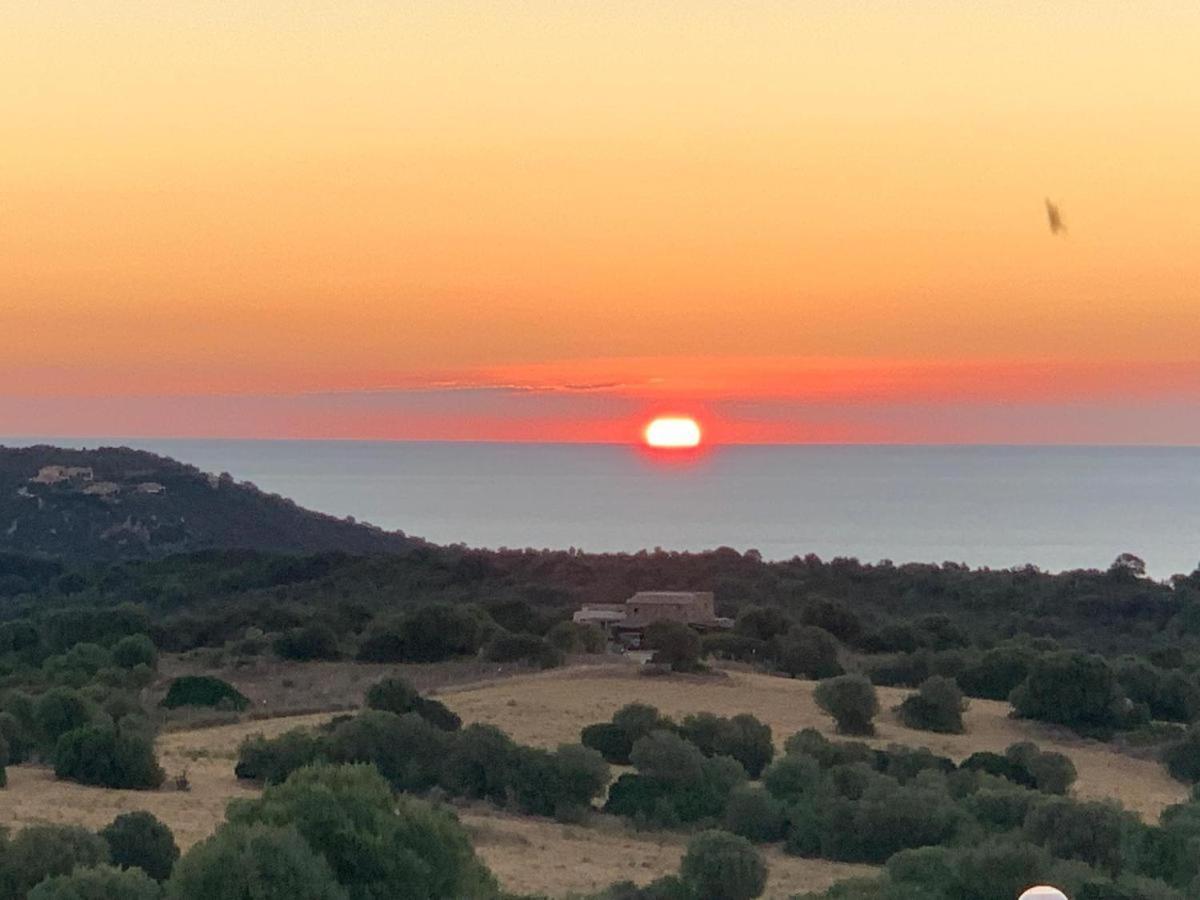 Fattoria Di Anja E Marco Villa Costa Rei Luaran gambar